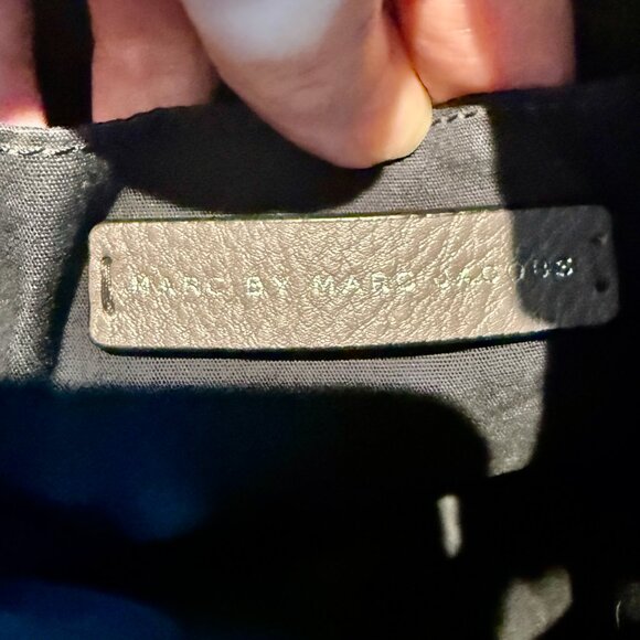 Marc by Marc Jacobs Standard Supply Workwear Leather Gray Slouchy Hobo Bag - Picture 8 of 16